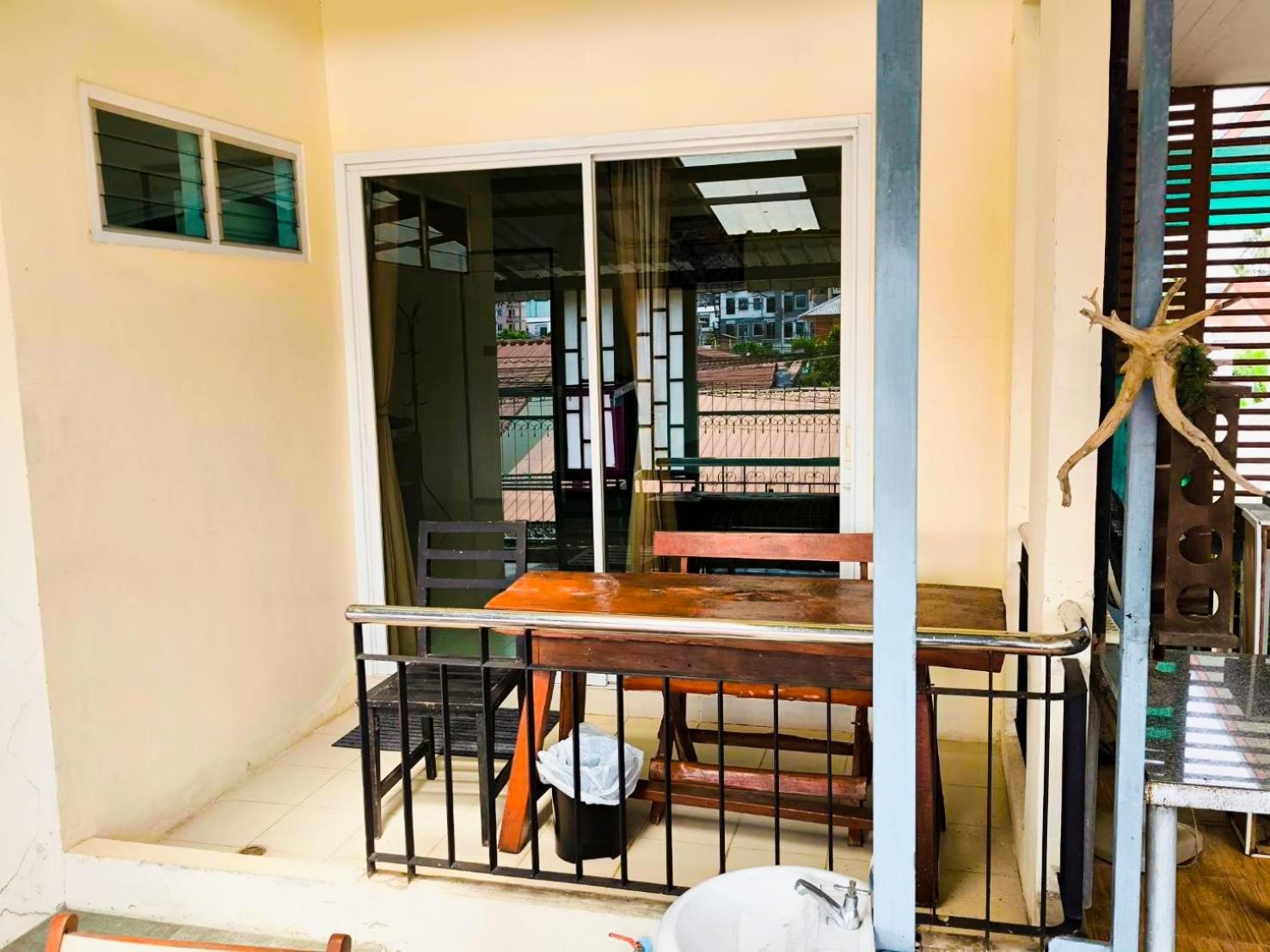 Nu Phuket Airport Resident 1 Bed & Breakfast Nai Yang Luaran gambar