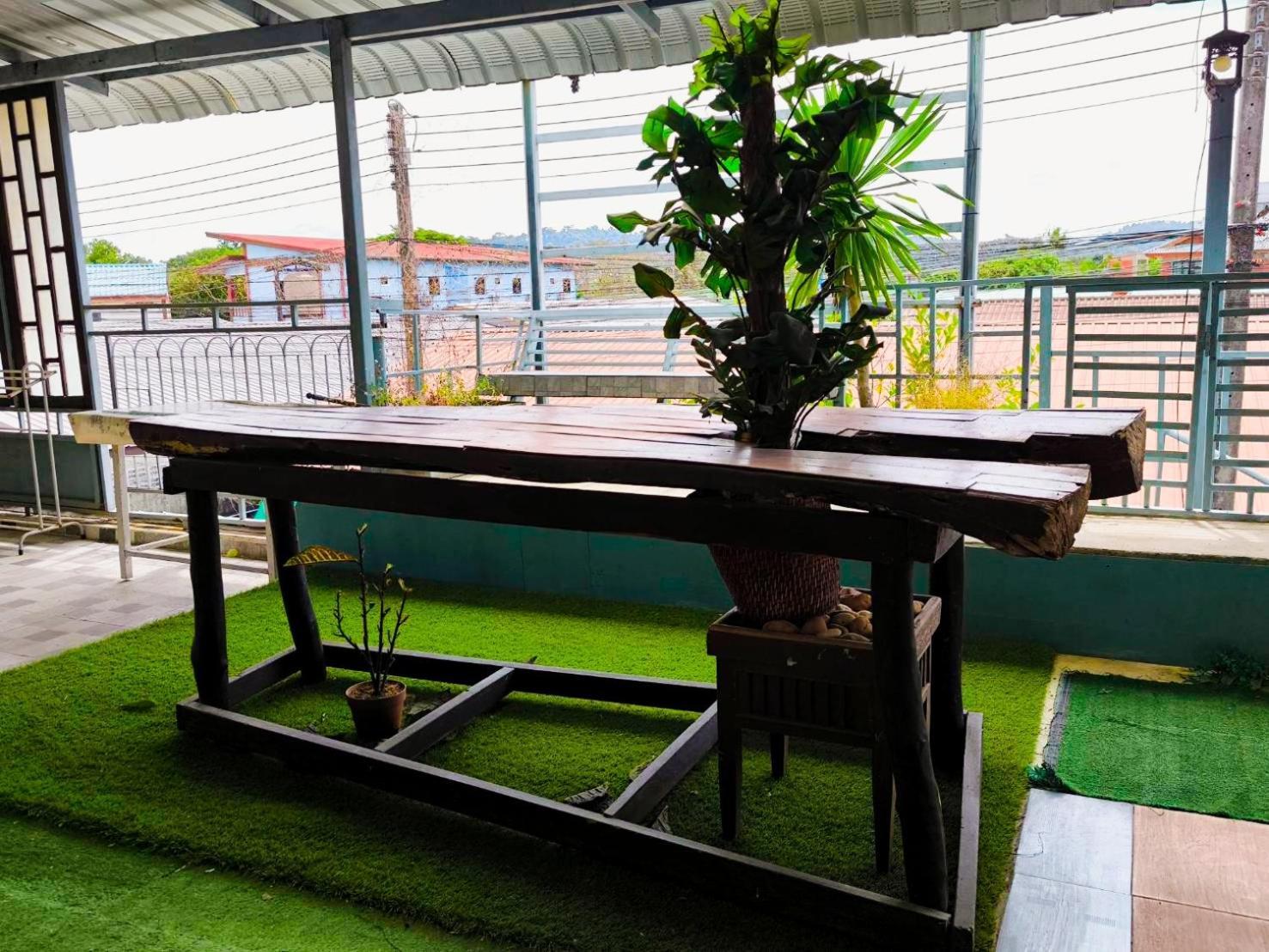 Nu Phuket Airport Resident 1 Bed & Breakfast Nai Yang Luaran gambar